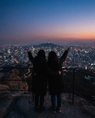 Looking Same Direction — вариант 2